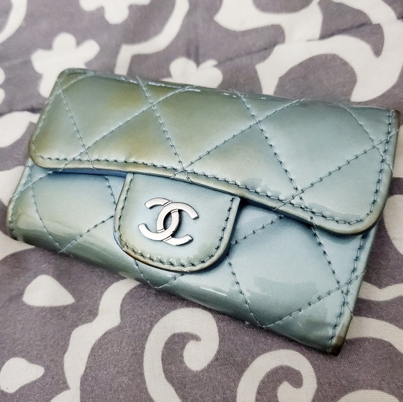 CHANEL Handbags - Chanel keyholder